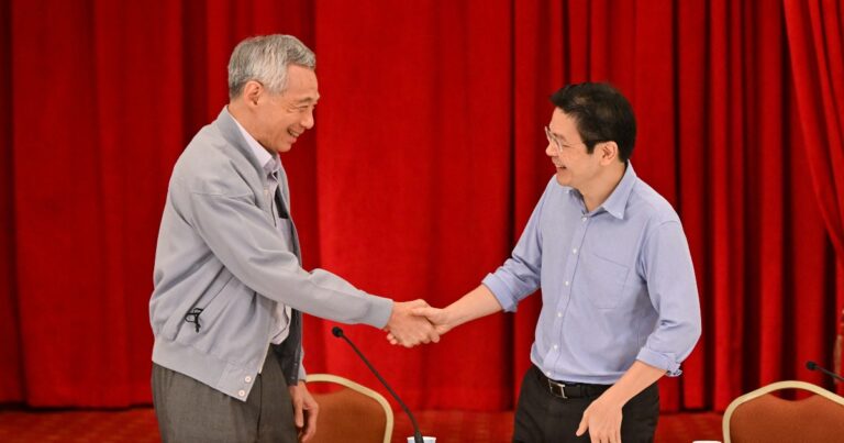 李显龙卸任新加坡总理后任国务资政